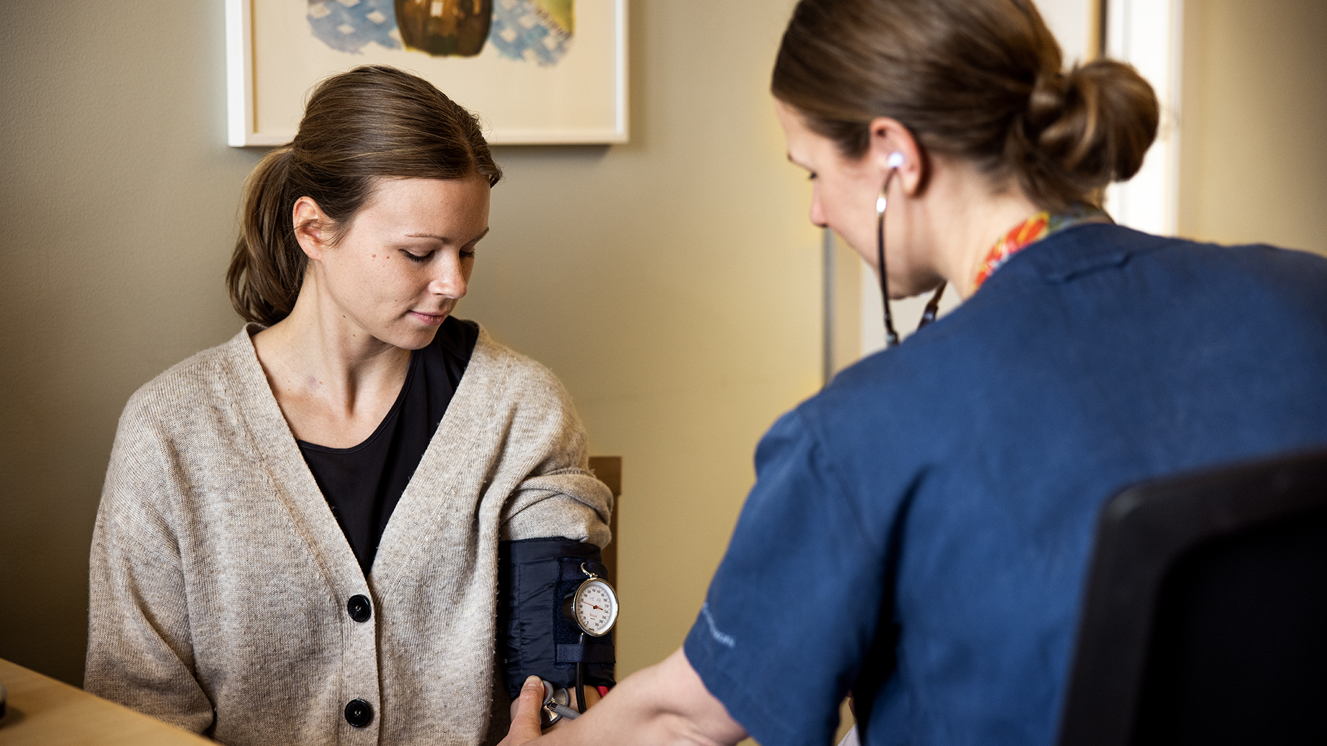 Personal tar blodtryck på patient